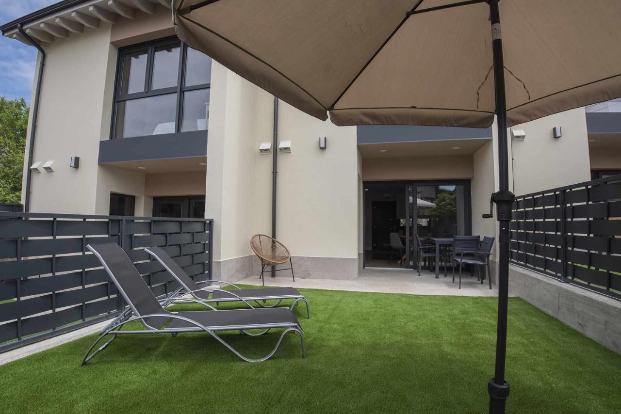 Adosadoduplex Marea Baja 3 Zona Playa Ideal Familias Parejas Y Amigos 利亚内斯 外观 照片